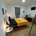 Casa Ocre Local Проживание в семье