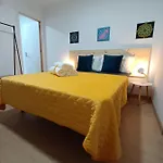Casa Ocre Local Проживание в семье