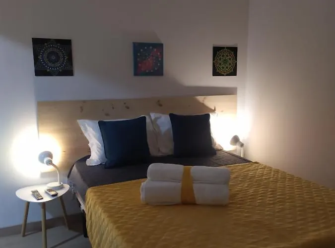 Casa Ocre Local آبرانتس